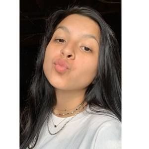 Meet your Posher, Elena